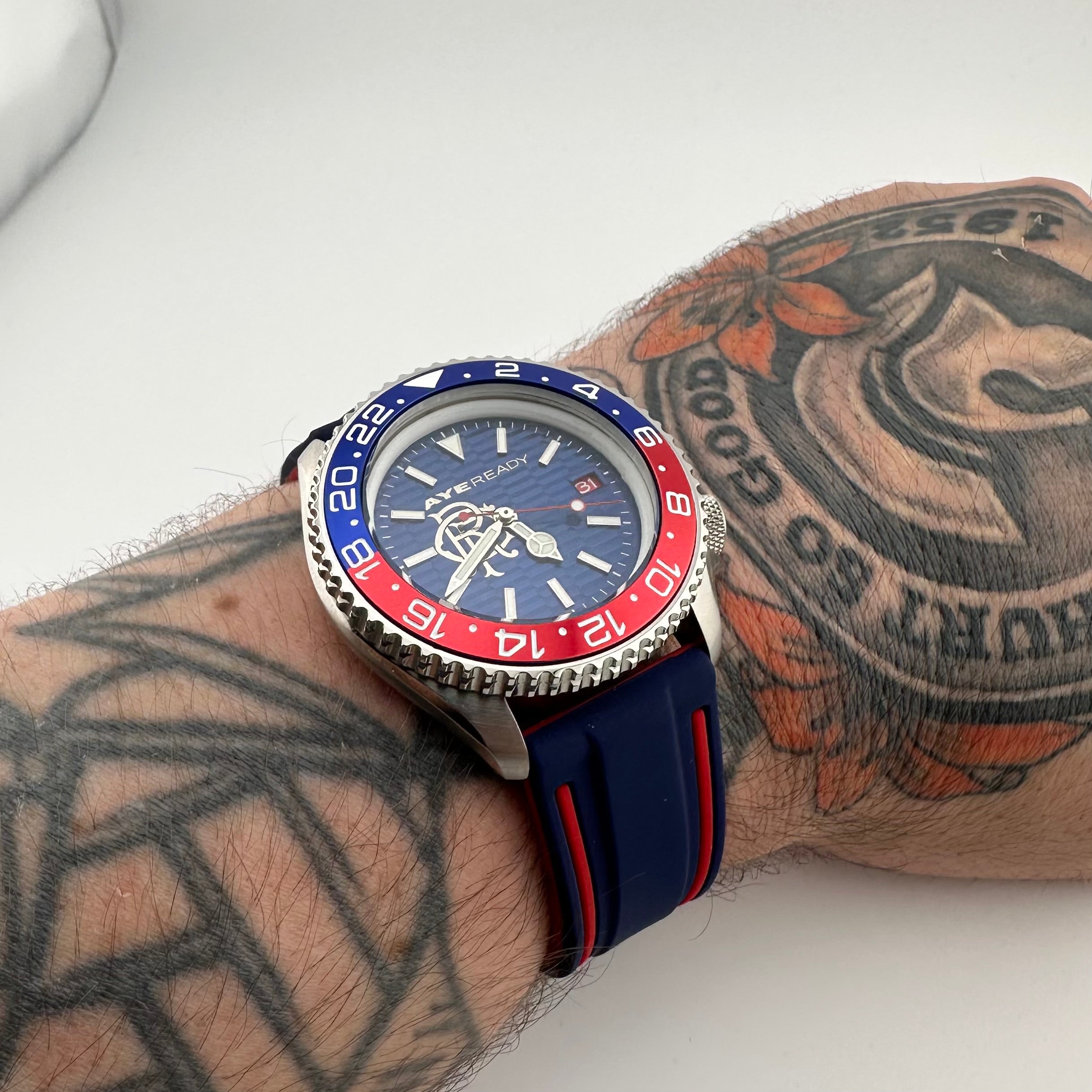 RANGERS FC AYE READY SEIKO AR82 DIVE DESIGN WATCH